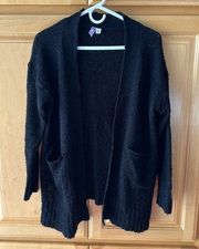 Alya Francesca’s ••  Black Sweater