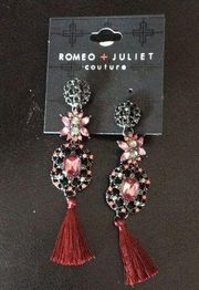 Romeo & Juliet FAB Earrings Antique Look w Tassels