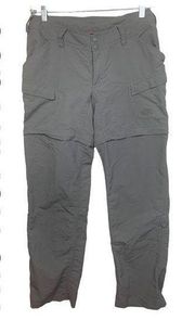 The North Face womens 4 small nylon zip off pants shorts gray hiking gorp 2 in 1