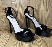 Rogue Helium shiny black platform heels
Women’s size 7.5