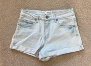 ⭐️ Forever 21 light color denim in size 27