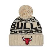 NWT  ERA CHICAGO BULLS WHITE SPORT WOMENS KNIT HAT