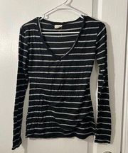 Brandy Melville Black and white striped top