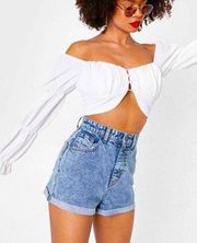 Nasty Gal Denim Jean Shorts Acid Wash High waisted Rolled Hem Light Blue 8 NWT