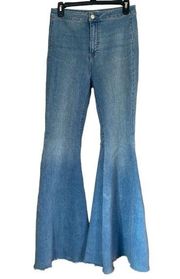 Free People  jeans bell bottoms flare medium wash stretch flare size 27