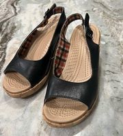 Black Crocs Wedges Size 8