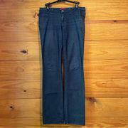 Guess Low Rise Straight Leg Grace Fit Jeans 27