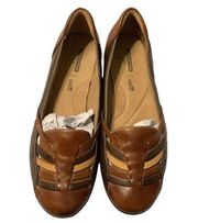 CLARKS COLLECTION Womens  Flat Woven Toe Brown Leather Shoe US Size 10M