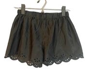 Kirra Black Scalloped Lace Trim Lightweight Casual Shorts Women Sz XS