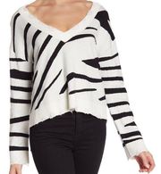 Wild Honey Cropped Zebra Distressed Sweater V-Neck Black White Shark Bite Small