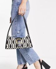 URBAN REVIVO new 
Diamond Plaid Mini Shoulder Bag With Buckle