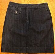 Ann Taylor dark blue denim casual above knee Skirt size 6