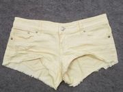 Wet Seal Y2K Vintage Pastel Yellow Frayed Denim Shorts