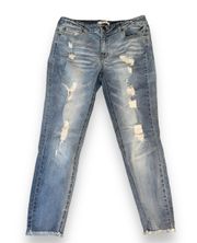 Distressed Cropped Jeans