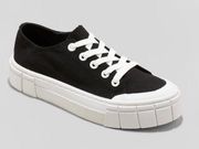 NWT, Women’s  Canvas Sneakers