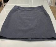 The Limited size 10 grey pencil skirt. EUC