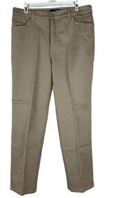 Basic Editions Women's Classic Fit Khaki Denim Jeans Size 12 Short