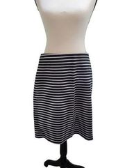 Old Navy Size Medium Striped Stretchy Slimming Pencil Skirt ⭐️5/$30, 4/$25,