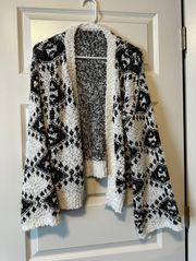 Black & White Gingham Aztecs Print Sweater / Cardigan