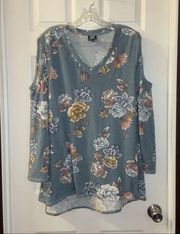 Bobeau Blue Floral Print Knit Cold Shoulder 3/4 Sleeve Top 1X