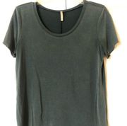 Basic scoop neck tee from Buckle! Super comfy