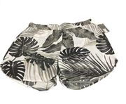 Worthington short NIKKI TROPICAL womenswear size plus OX black white gray NWT