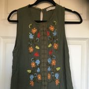 Paper Crane sleeveless top Small olive green boho embroidered flowers on front