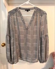 Saks Fifth Avenue Houndstooth Bubble Sleeve Blouse