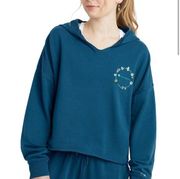 Champion  Hoodie Sweatshirt NWT Embroidered Floral Accent Women’s Size Medium