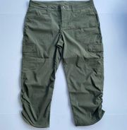 Eddie Bauer Womens Green Size 6 Travex Ruched Hiking Travel Outdoor Capri Pants