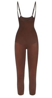 SKIMS EVERYDAY SCULPT OPEN BUST CATSUIT IN COCOA BROWN SIZE XXS