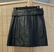Forever 21 black faux leather skirt