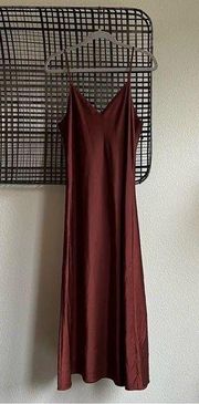 Hera satin slip dress