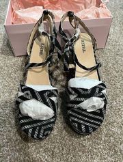 JustFab Keiko NWT Platform Wedge women shoes size 10