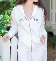 Seaside Style White Zip-Up Jacket 