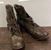 Pierre Dumas Size 10 Boot