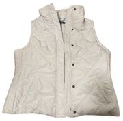 DAISEY FUENTES White Puffer Quilted Vest