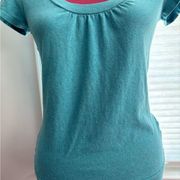 S O short sleeve tunic style too in teal blue JR size Medium