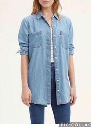 Levi’s Denim Medium Wash Long Sleeve Women’s 100% Cotton  Button Front Shirt Siz