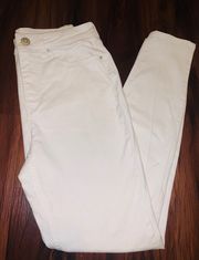 Size 7 White High Waisted Pocketed Skinny Jeans