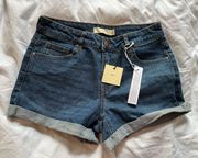 NWT: Francesca’s Tgla jean shorts size 25