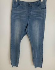 Hue Pull on Jeans