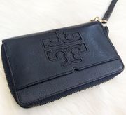 Tory Burch Bombe T Zip SmartPhone Wristlet Navy