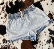 Vanilla Star Bleach Washed Elastic Jean Shorts