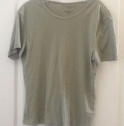 Ladies Gloria Vanderbilt tee large