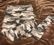 NWOT wild fable camo legging size medium