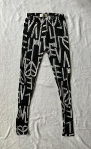 Peace Heart Key Love Leggings in Black/White/Gray - Size XS