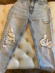 Distressed Straight Leg Jeans