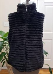 Gallery Grooved Black Faux Fur Reversible Pocket Zip Up Vest Size Medium