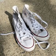 White High Top Lace Up Converse Size 4M 6W